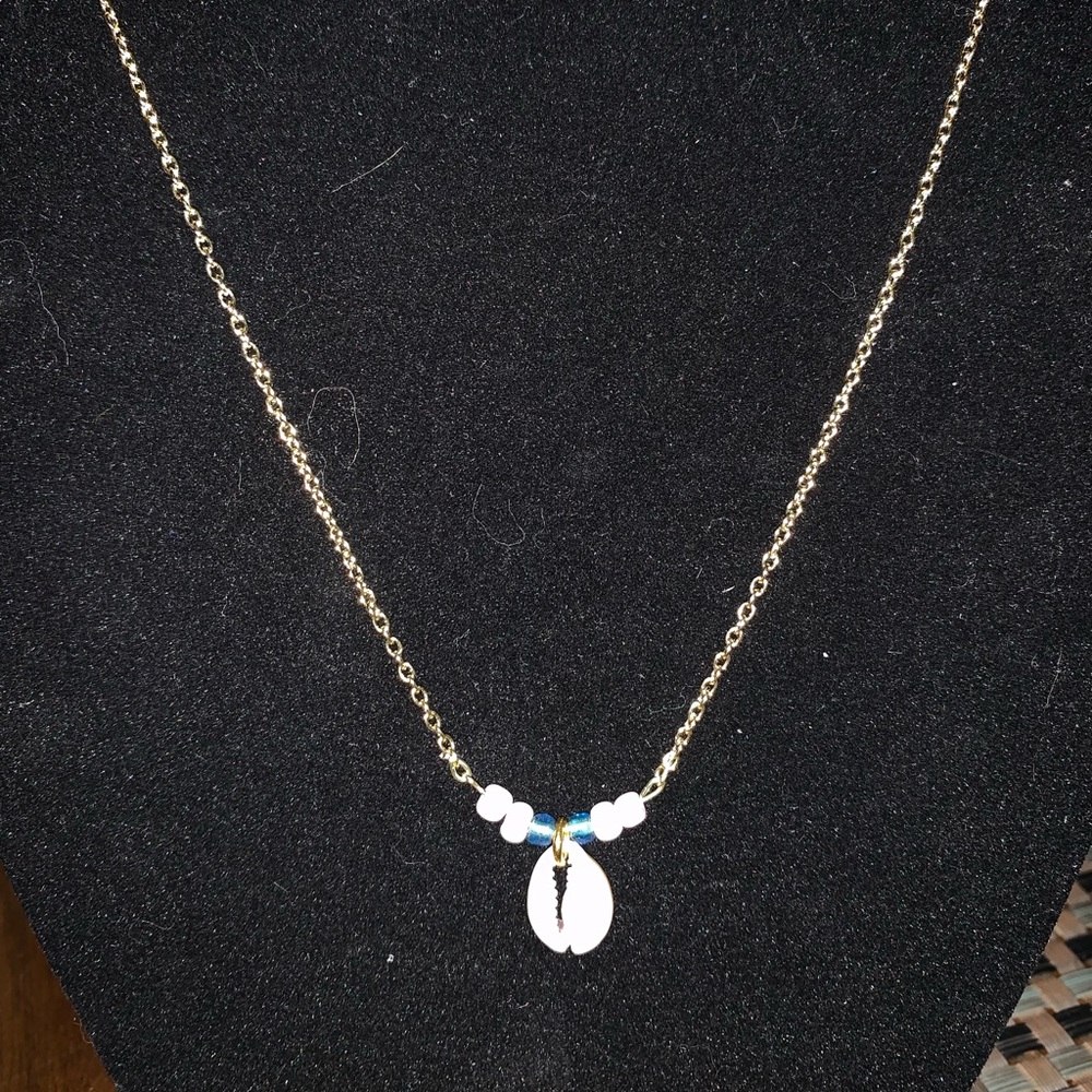 Cowrie Shell Necklace - Picture 2 of 2